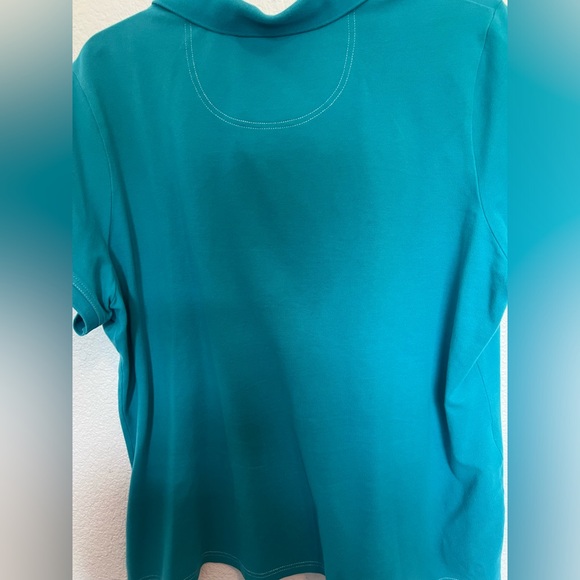Tommy Bahama Ladies Polo Style or Golf Top Bright Blue Size XL - Picture 7 of 9